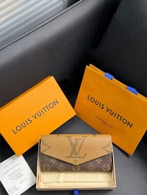 Louis Vuitton Monogram Sarah Wallet Brown and Tan